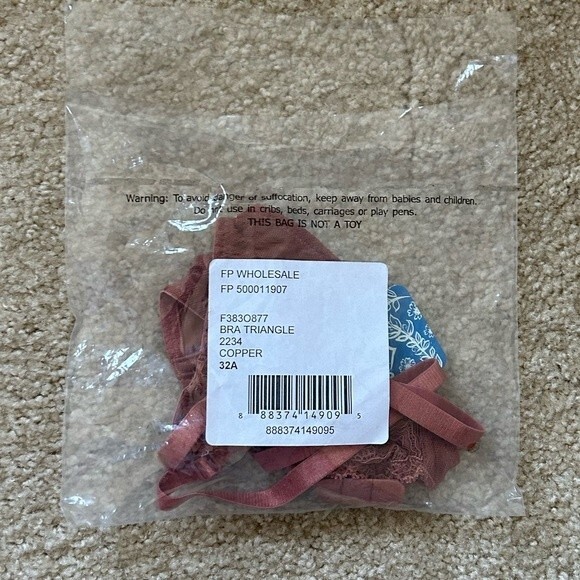 Free People Triangle Lace Underwire Bra in Copper Size 32A - Picture 4 of 5